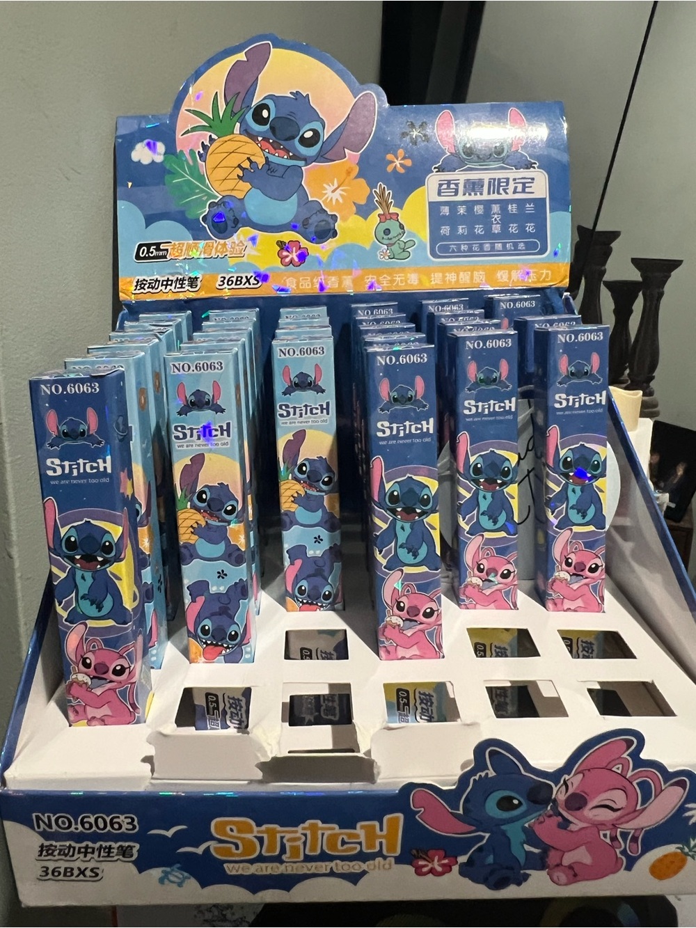 Stitch-Themed Kids Trading Card Display - Blue & Pink